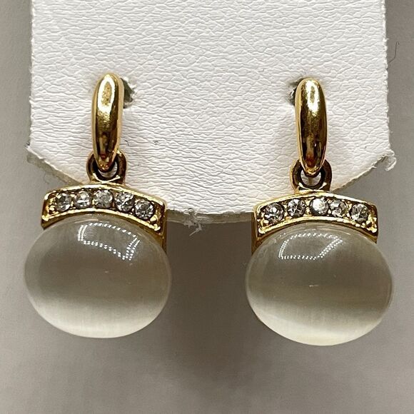 Stunning Roman White Cat Eye Gold Tone Drop Dangle Earrings Boho Rhinestone - Picture 1 of 6